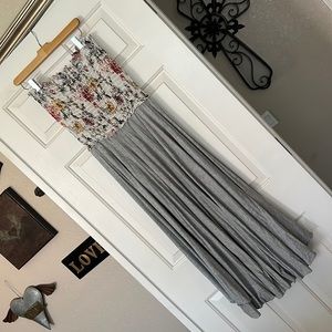 Gorgeous strapless maxi dress!